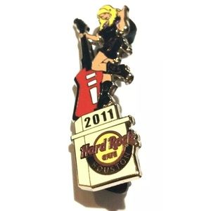 Hard Rock Pin Houston 2011
Blonde female guitar